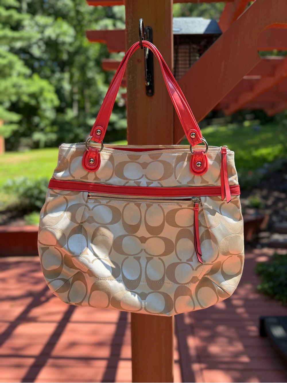 Coach Poppy Y2K Signature Glam Tote Taupe Beige Metallic Red Trim 2 Hangtags - Picture 5 of 13